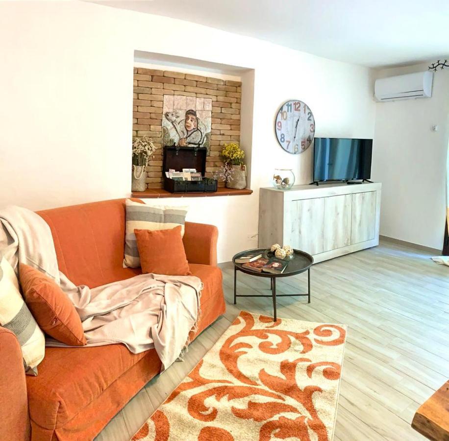 Holiday home Casa Murales Murta Maria